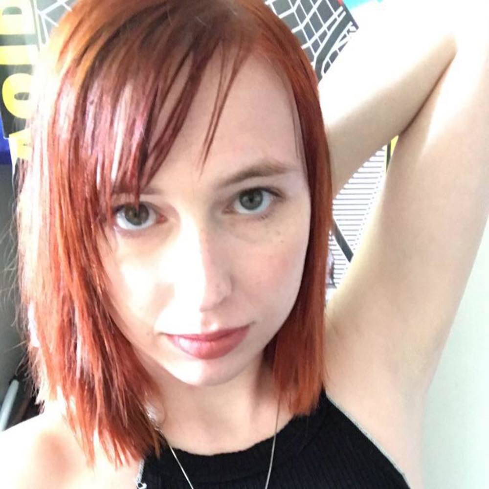 Meet your Posher, Crystal